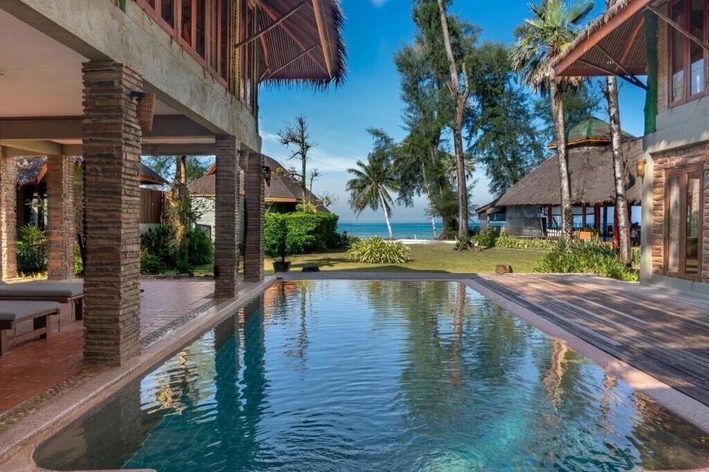 Апартаменты Peter Pan Resort 4*