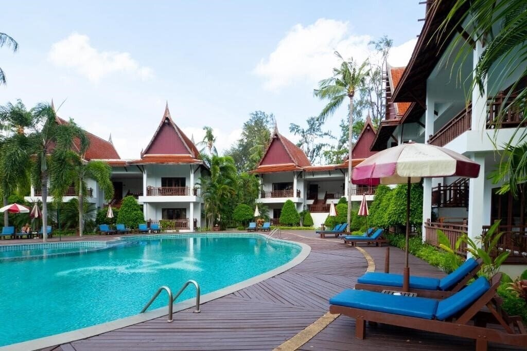 Апартаменти Royal Lanta Resort & SPA 3*