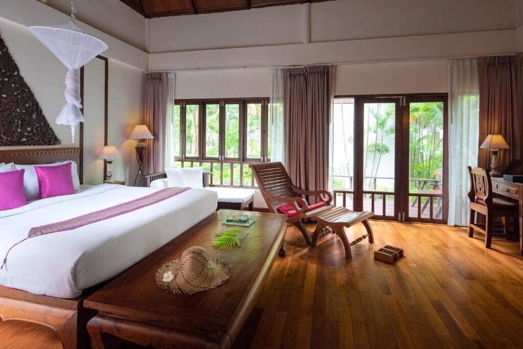 Панорама Royal Lanta Resort & SPA 3*