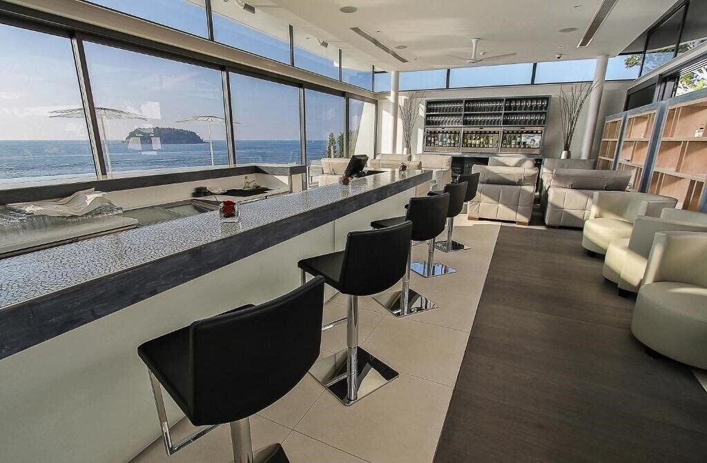 Территория Kata Rocks Resort & Residences 5*