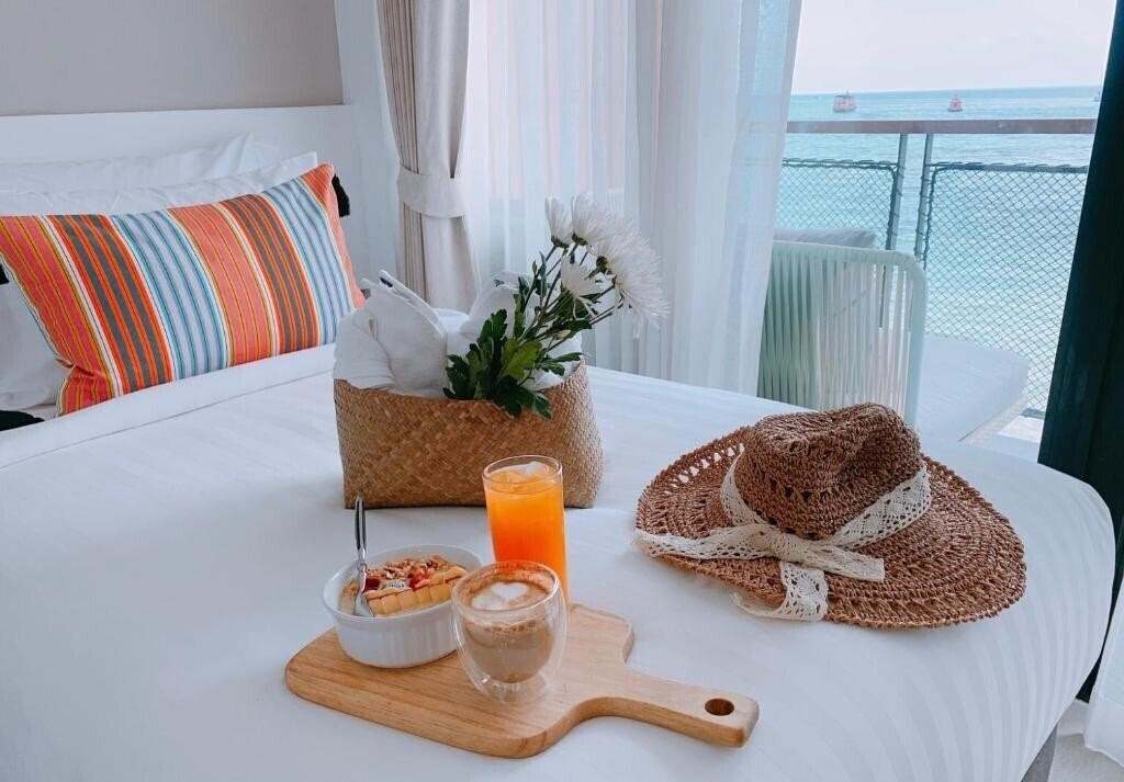 Картинка Blue Tao Beach Hotel 3*