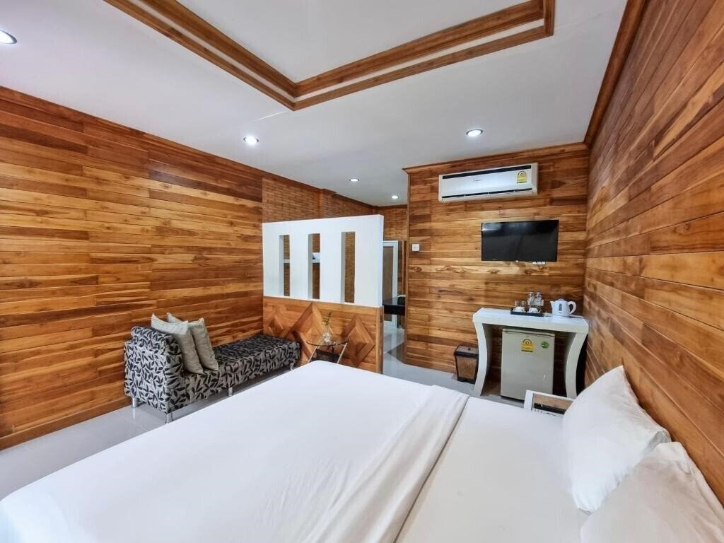Вид Phuvara Boutique Aonang (ex. Aonang Phutawan Resort) 2*
