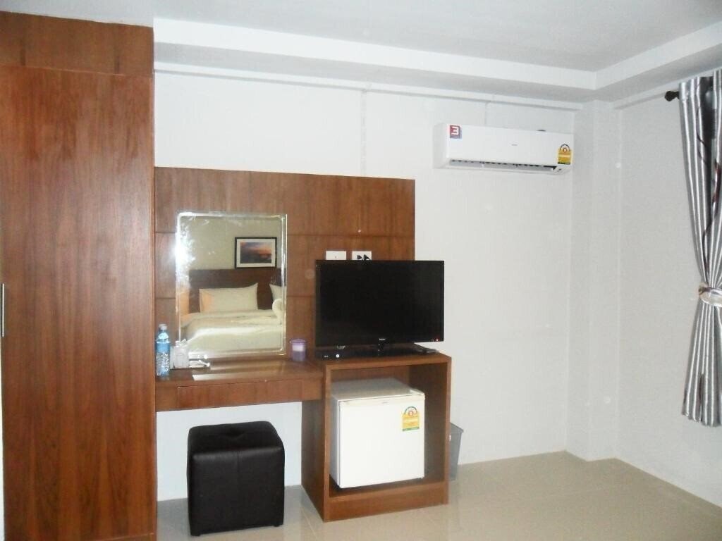 Територія The City House 2*