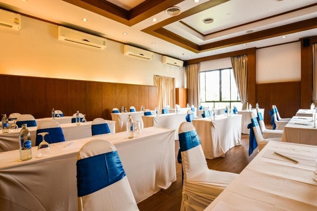 Вид Ramada By Wyndham Aonang Krabi 4*