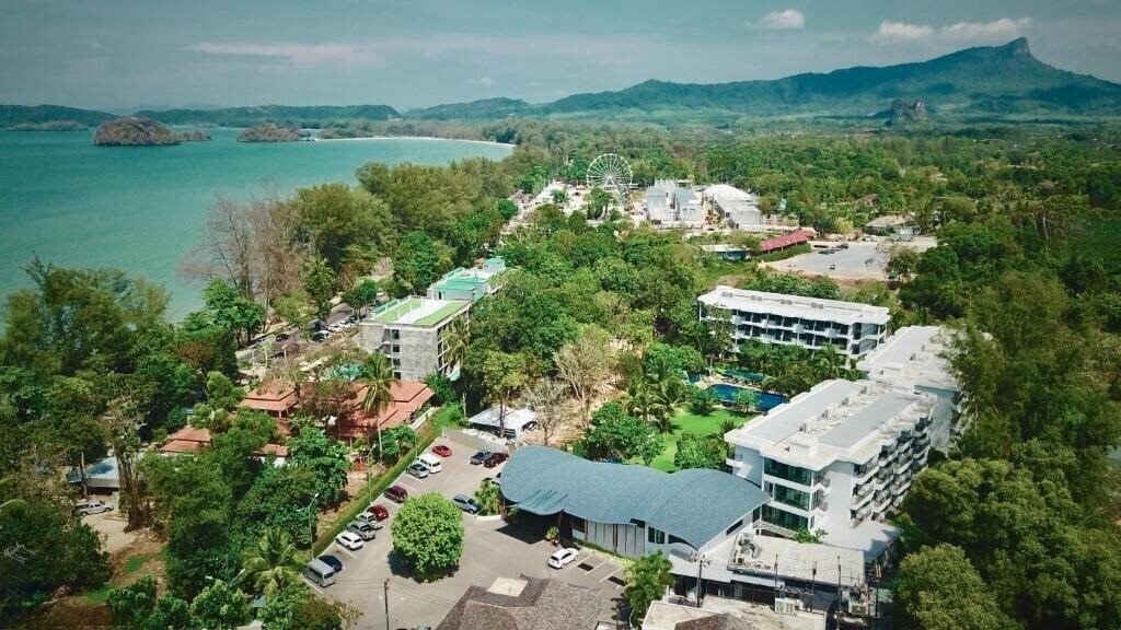 Вид Holiday Style Ao Nang Beach Resort 3*