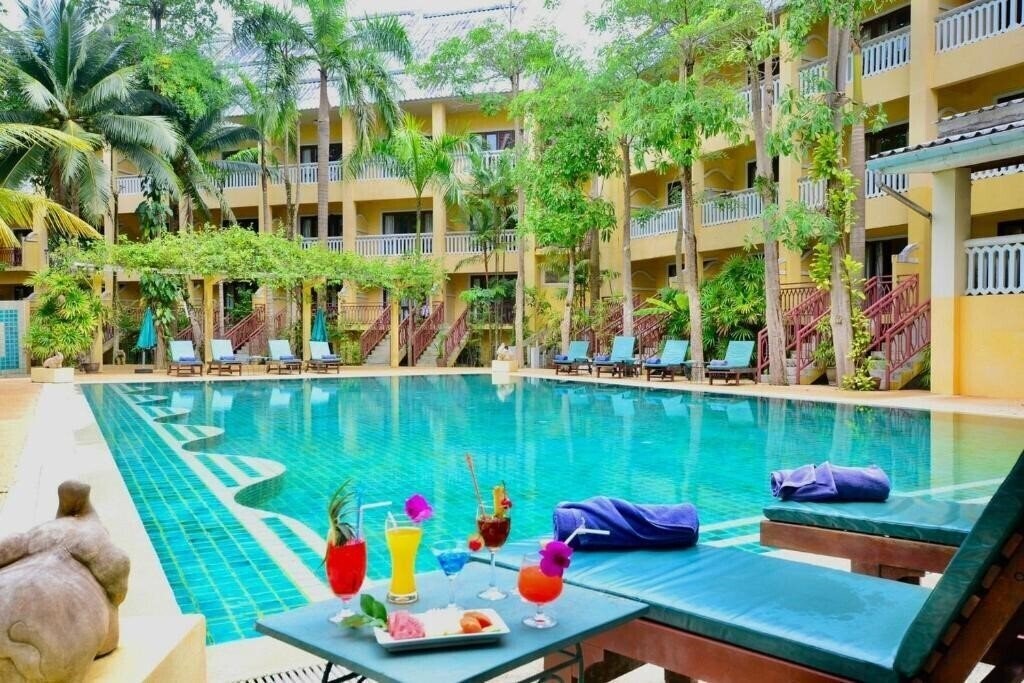Панорама Mw Krabi Beach Resort 3*