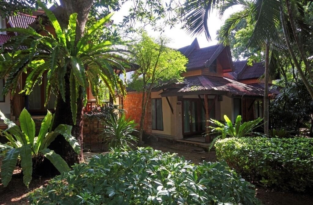 Апартаменты Sand Sea Resort 3*