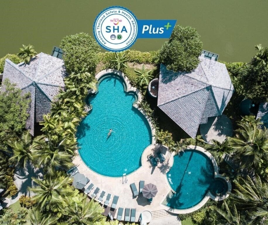 Отель Peace Laguna Resort 4*