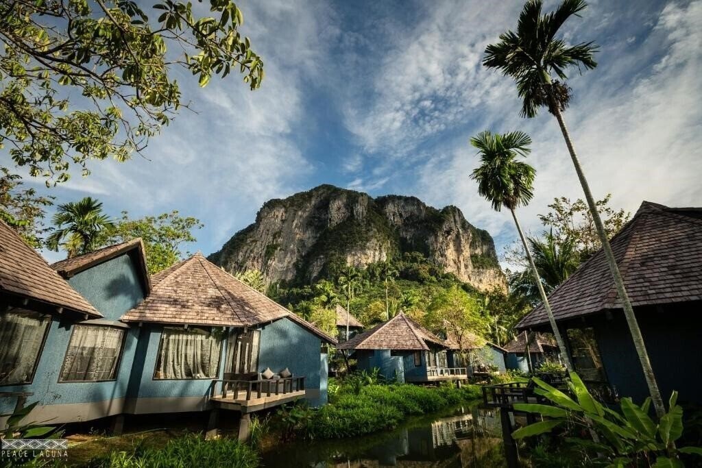 Апартаменты Peace Laguna Resort 4*