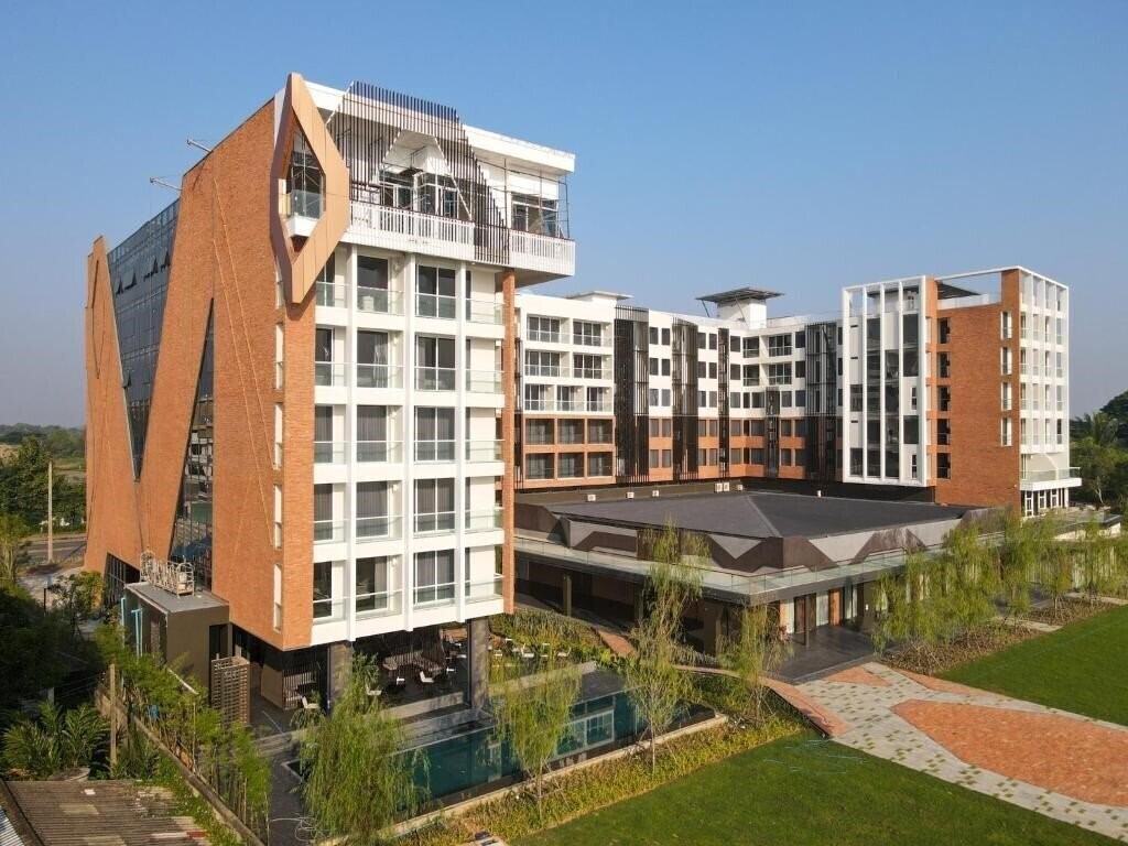 Готель Vela Dhi Nakhon Phanom 4*