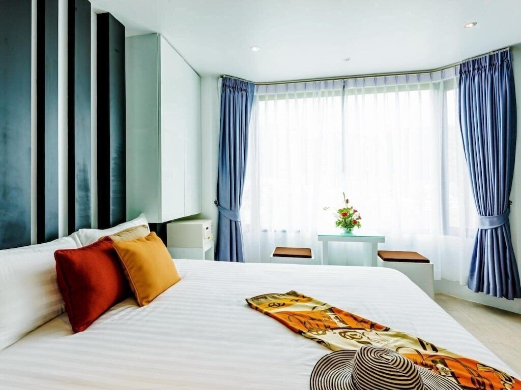 Территория Raha Grand Hotel (ex. Nara Grandeur Hotel Patong) 3*