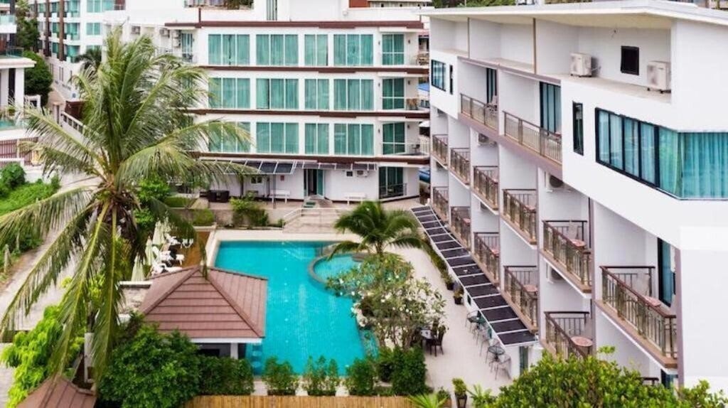 Готель Di Pantai Boutique Beach Resort (ex. kalim beach place) 2*