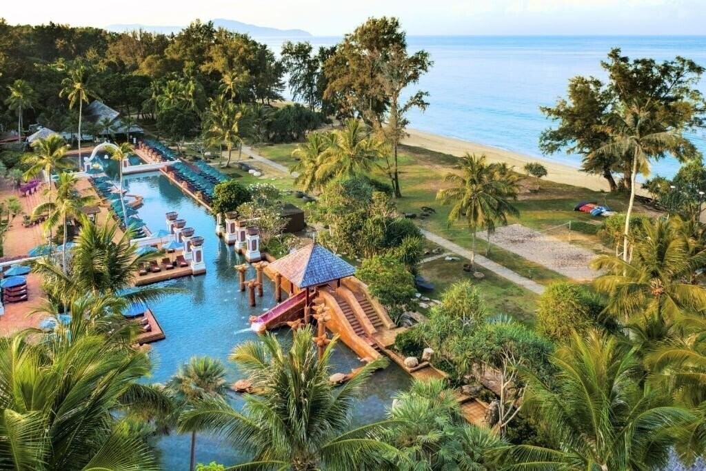 Отель Marriott Phuket Beach Vacation Club 4*