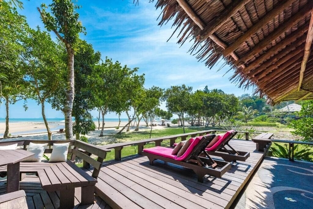 Панорама Koh Yao Yai Village 4*