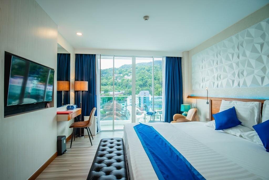 Апартаменты The Sira Grande Patong 4*