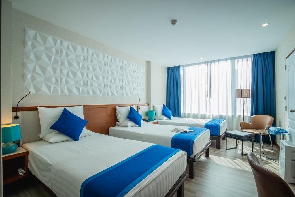 Панорама The Sira Grande Patong 4*