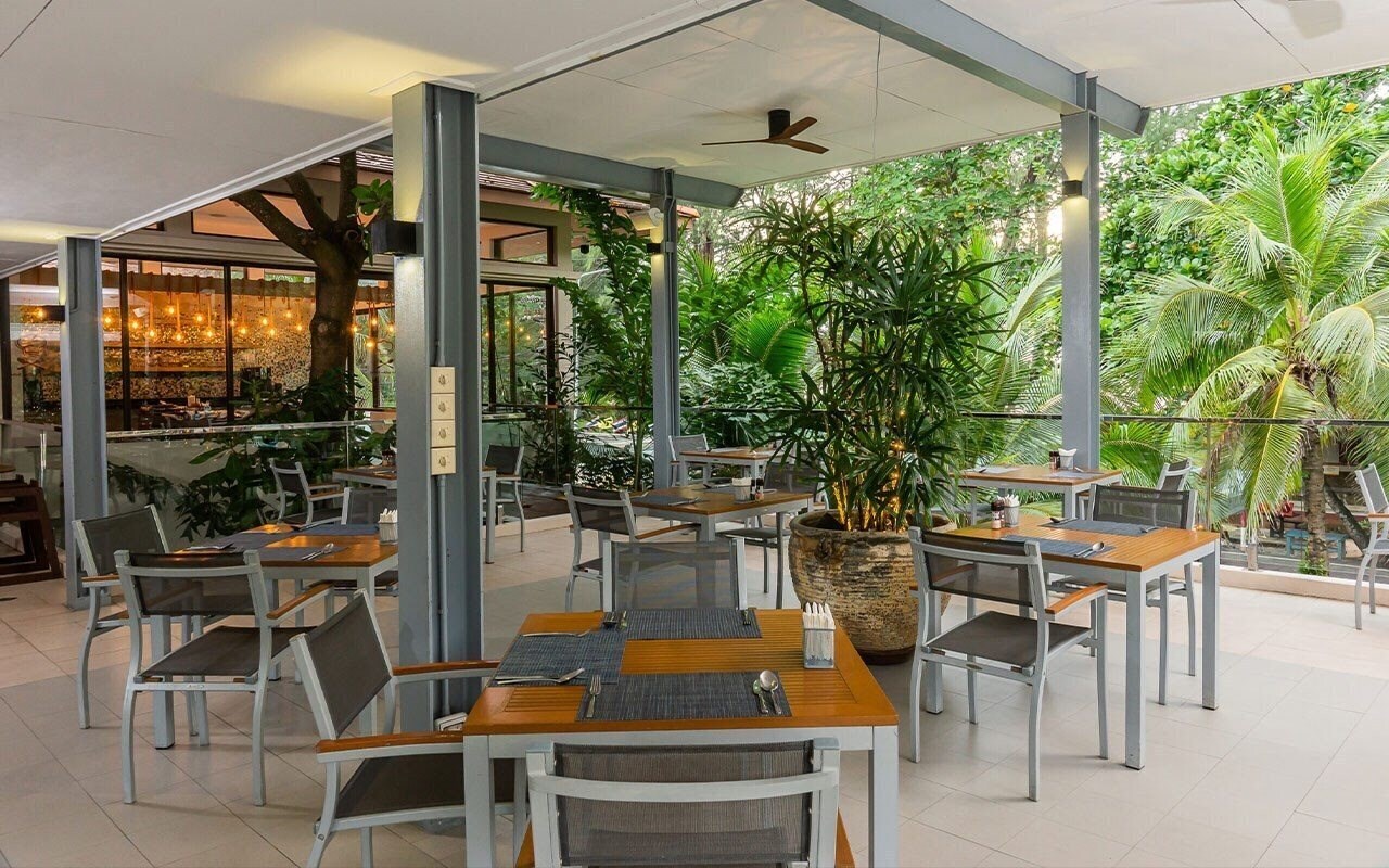 Фото Dewa Naiyang Beach Phuket 4*