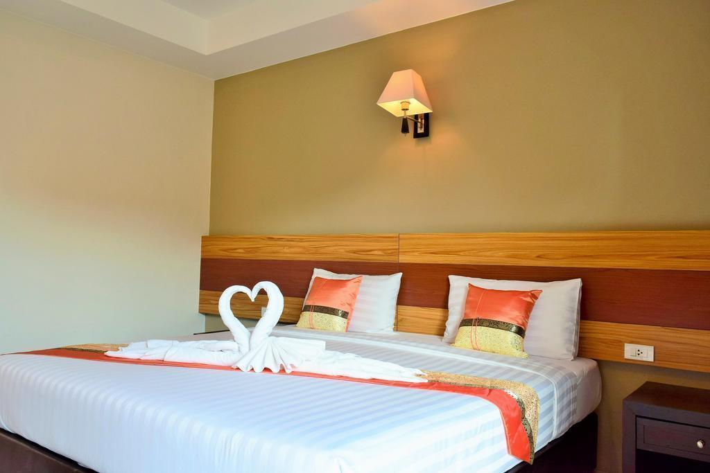 Готель Baan Kata Maytha 2*