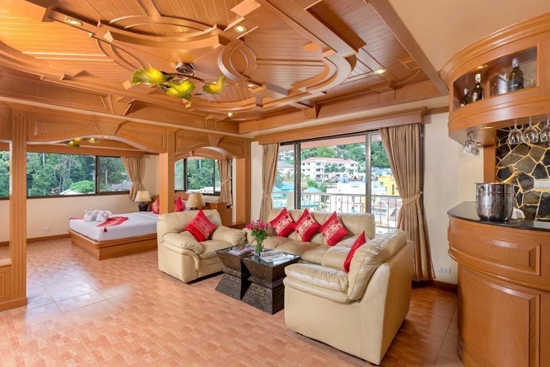 Територія Chang Residence Patong Hotel 3*