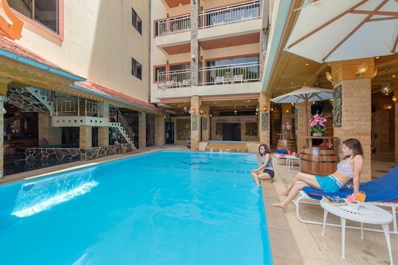 Готель Chang Residence Patong Hotel 3*