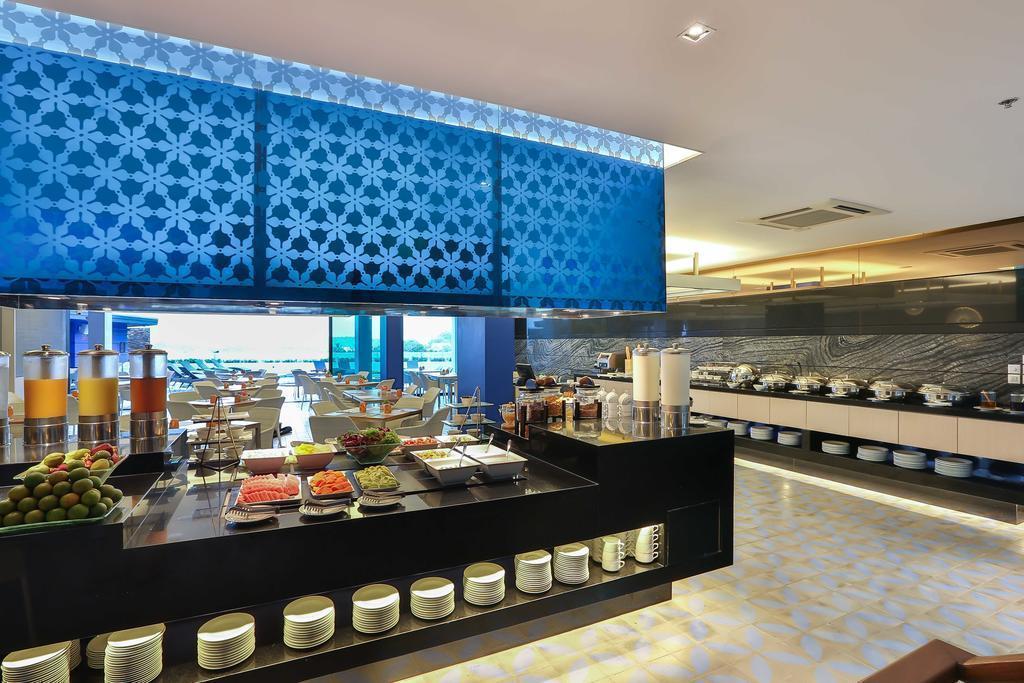 Вид Eastin Yama Hotel 4*