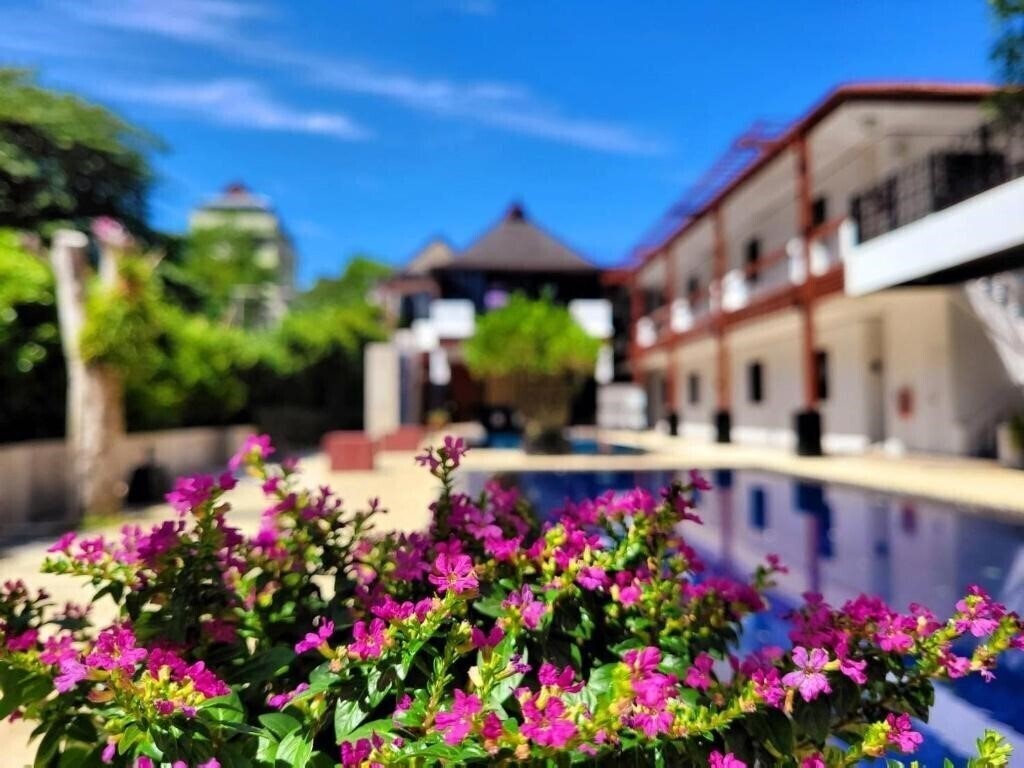 Территория Surintra Boutique Resort 3*