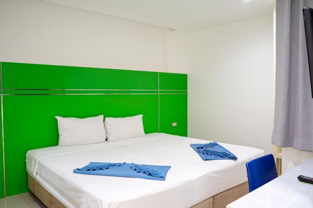 Панорама Tuana Patong Holiday Hotel 3*