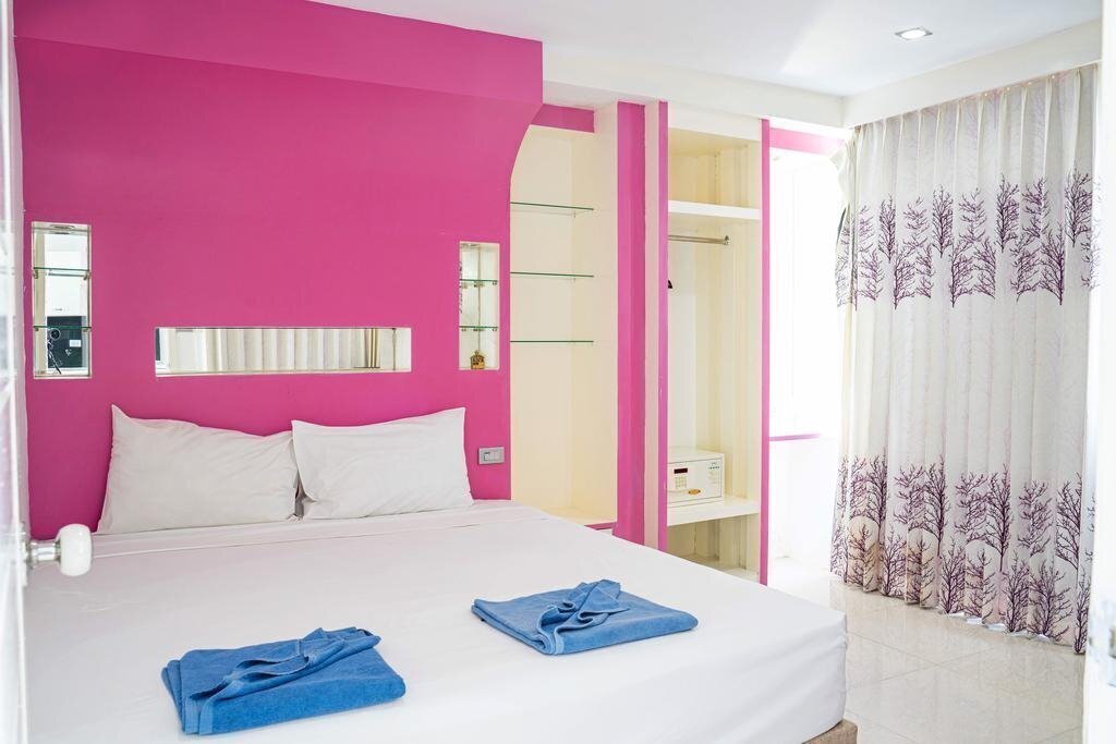 Вид Tuana Patong Holiday Hotel 3*