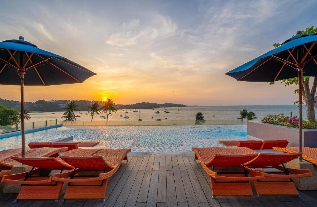 Готель Bandara Phuket Beach Resort 4*