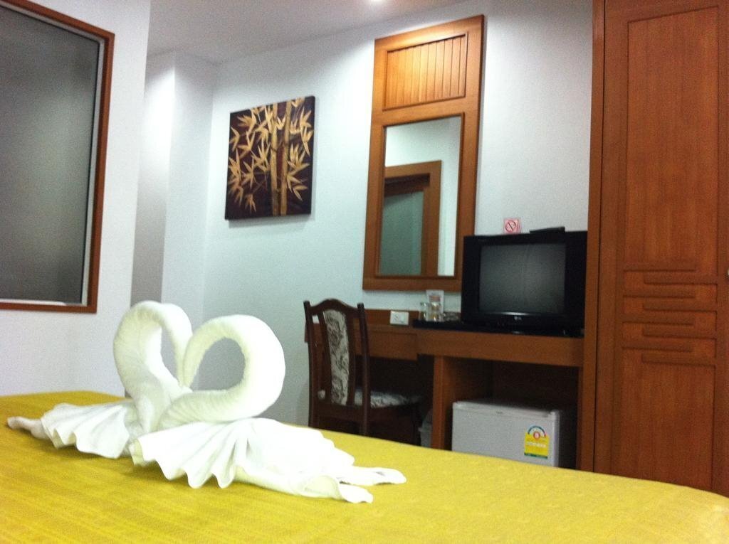 Вид Larn Park Resortel 3*