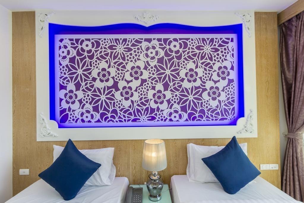 Вид Triple Three Palace 3*