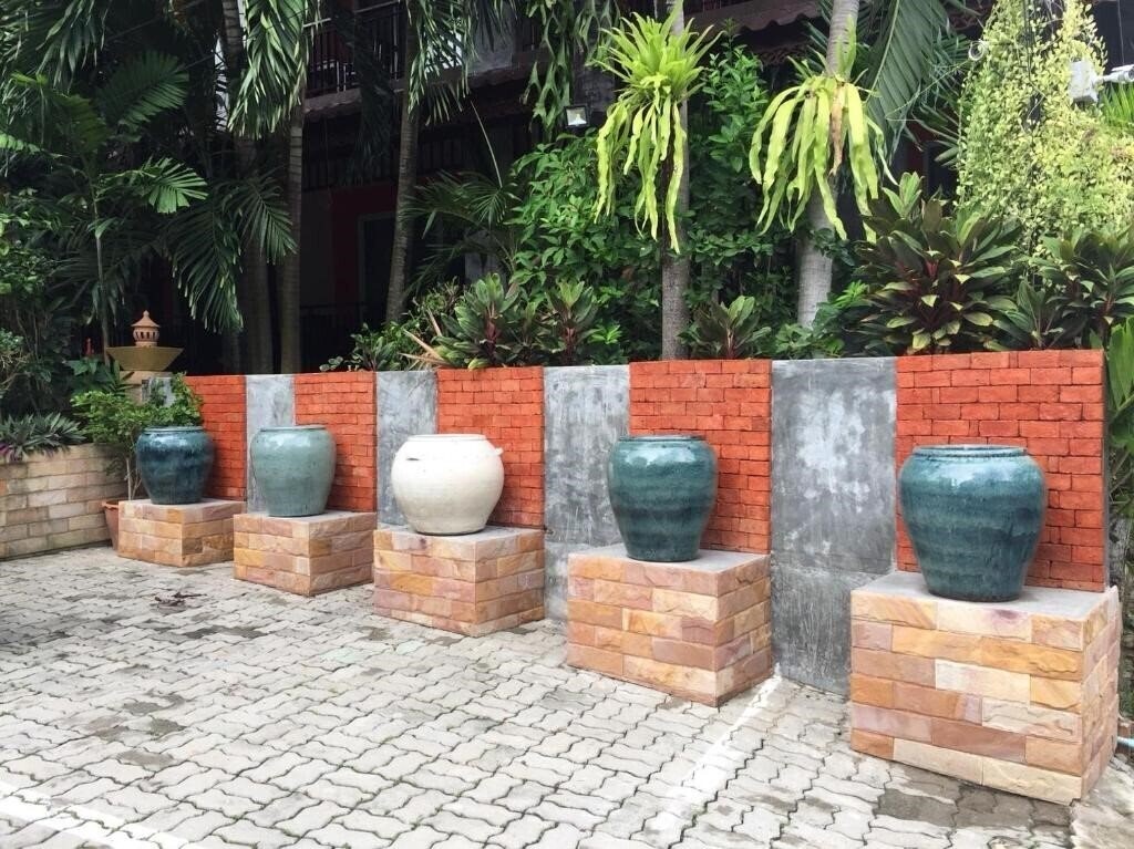 Апартаменты Baan Vanida Garden Resort Karon 3*