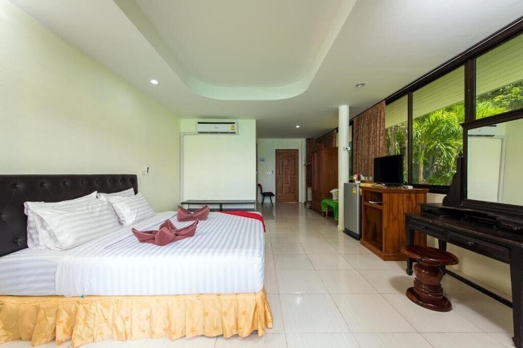 Апартаменты Baan Karon Hill Phuket Resort 3*