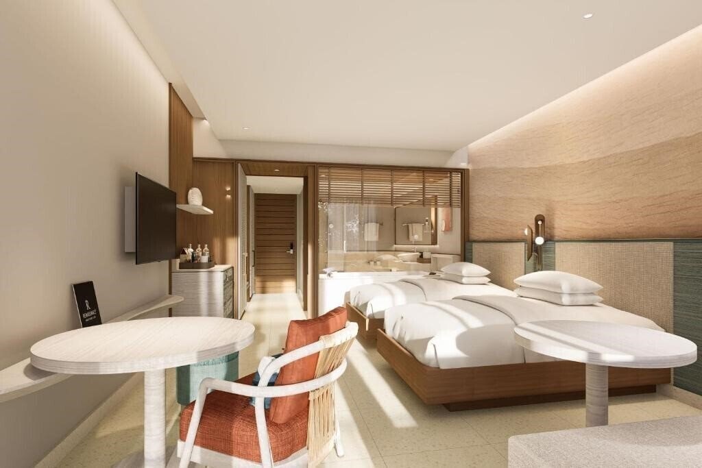 Вид Renaissance Phuket Resort & SPA 5*