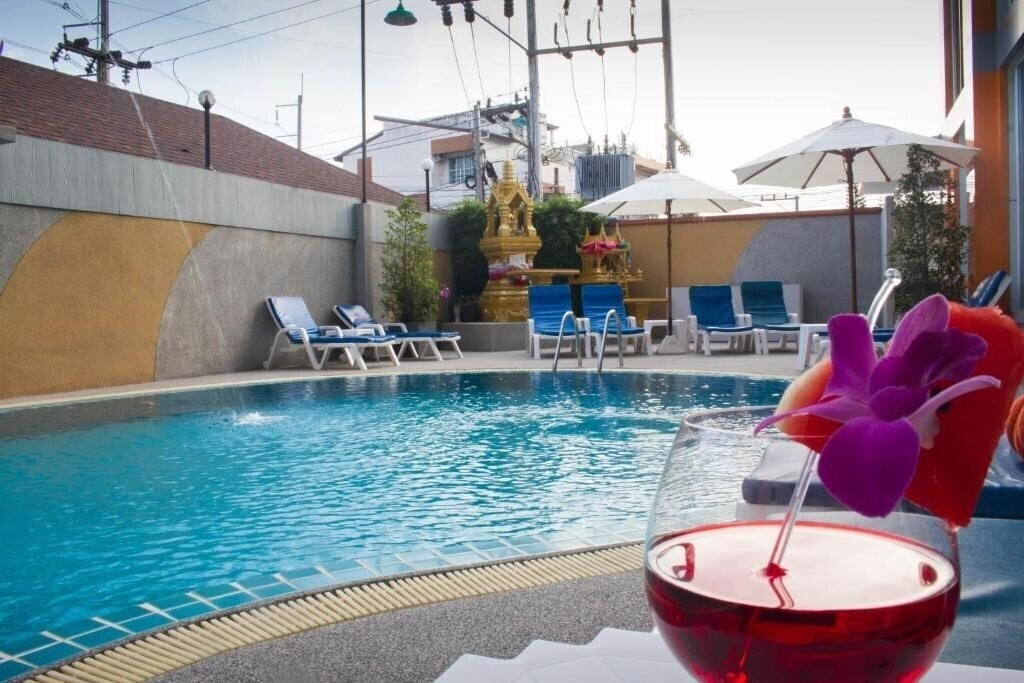 Вид Chabana Kamala Hotel 4*