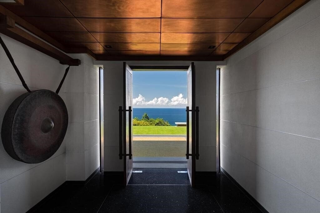 Территория Paresa Resorts 5*