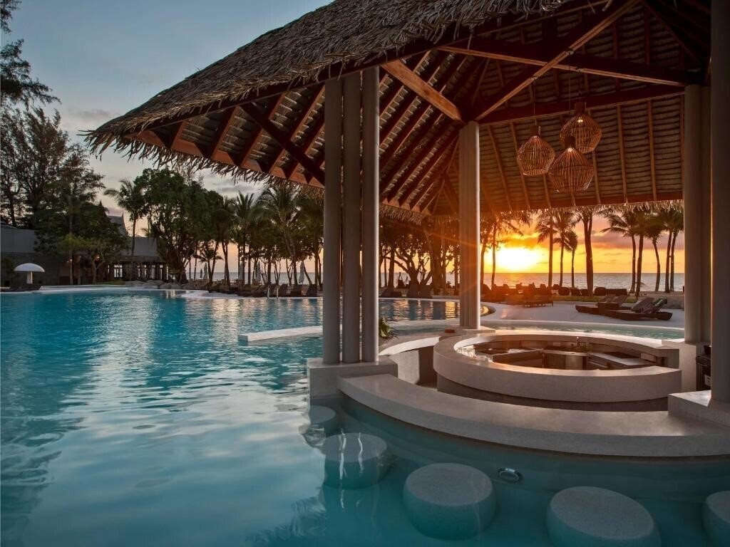 Отель Natai Beach Resort 5*