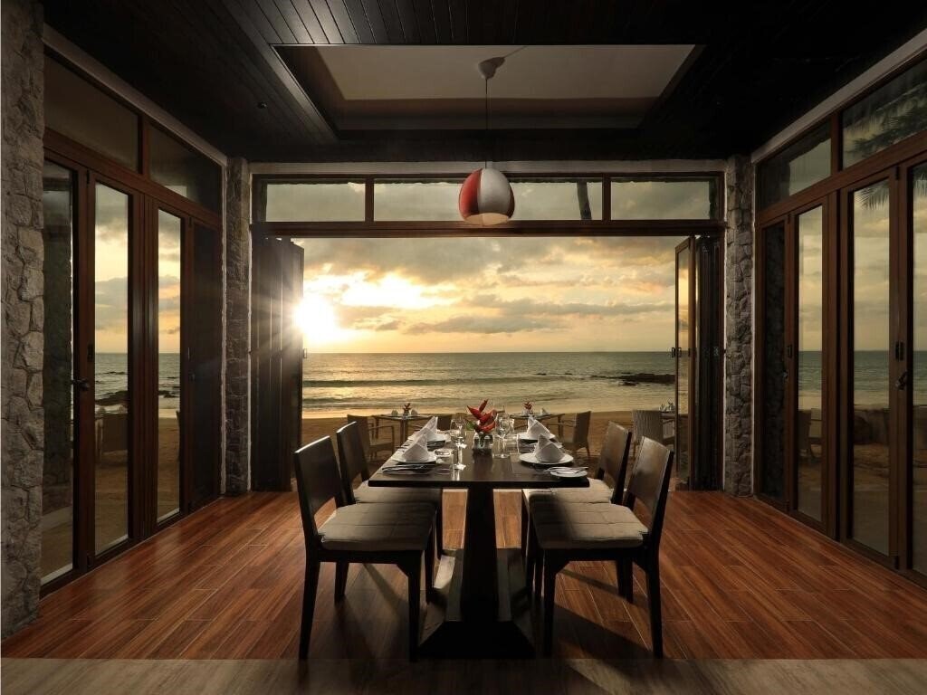 Апартаменты Natai Beach Resort 5*