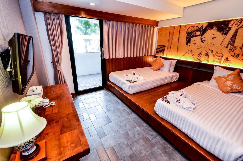 Зображення Lap Roi Karon Beach Front 3*