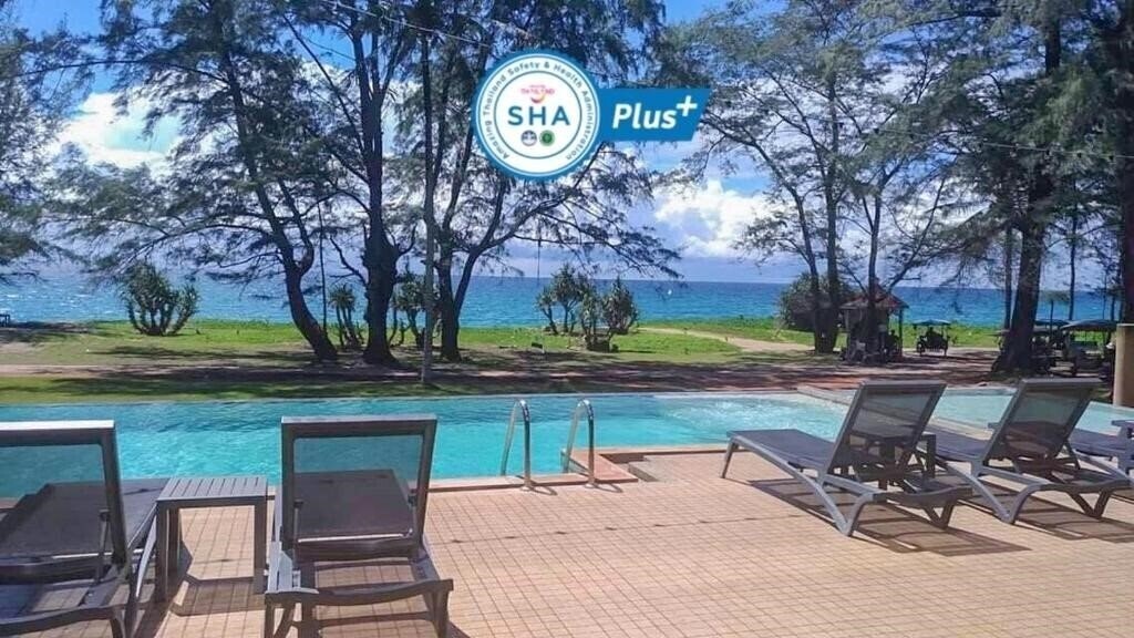 Отель Coriacea Boutique Resort Maikhao Beach 4*