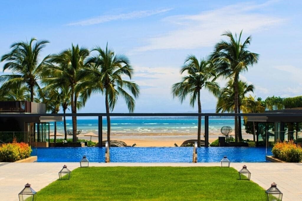 Отель Phuket Marriott Resort & SPA Nai Yang Beach 5*