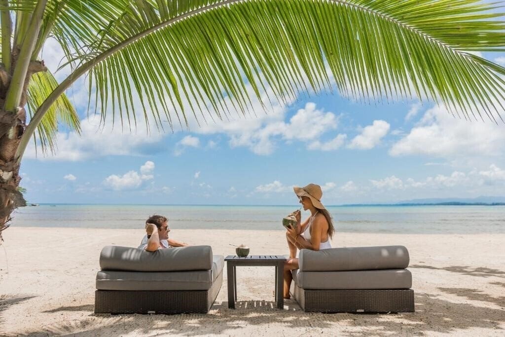 Фото Phuket Marriott Resort & SPA Nai Yang Beach 5*