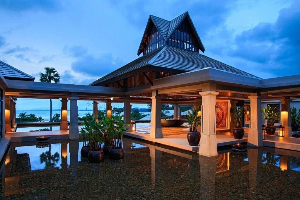 Территория Phuket Marriott Resort & SPA Nai Yang Beach 5*