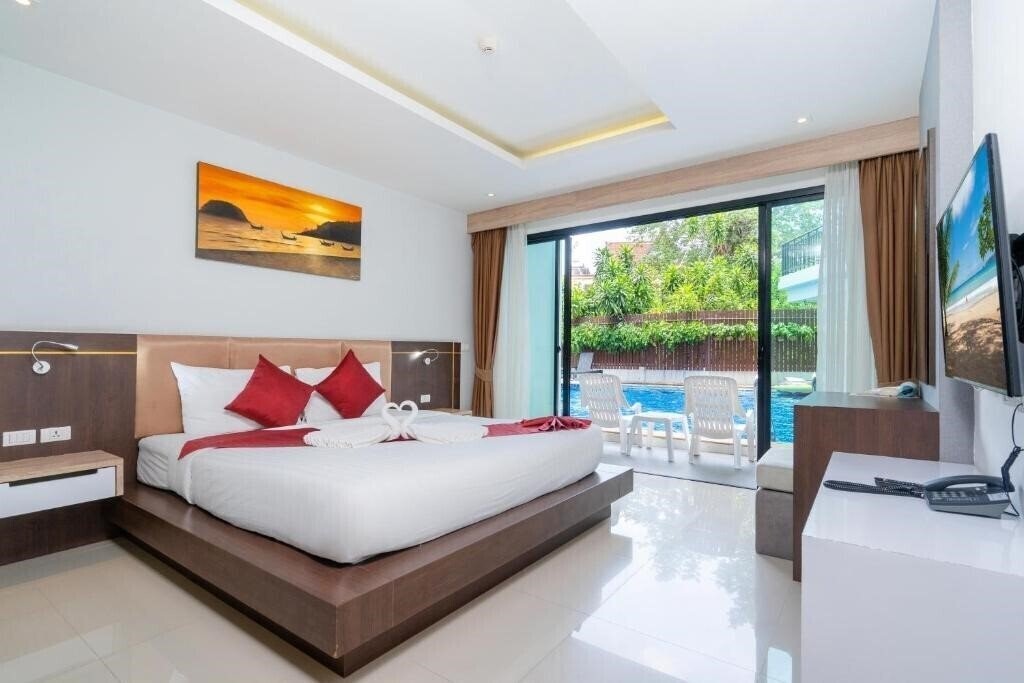 Фотография Paripas Patong Resort 4*