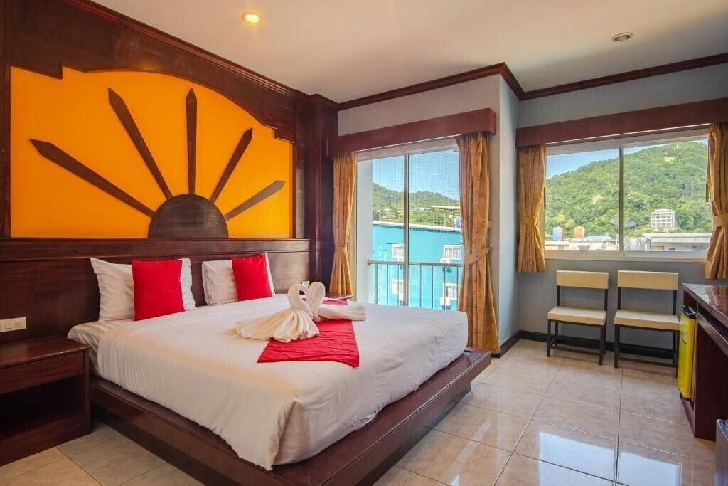 Фото ART MANSION (EX.MAYA PATONG RESIDENCE) 3*