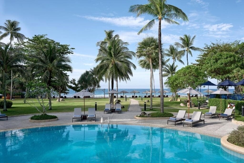 Территория Phuket Marriott Resort & Spa Merlin Beach 5*