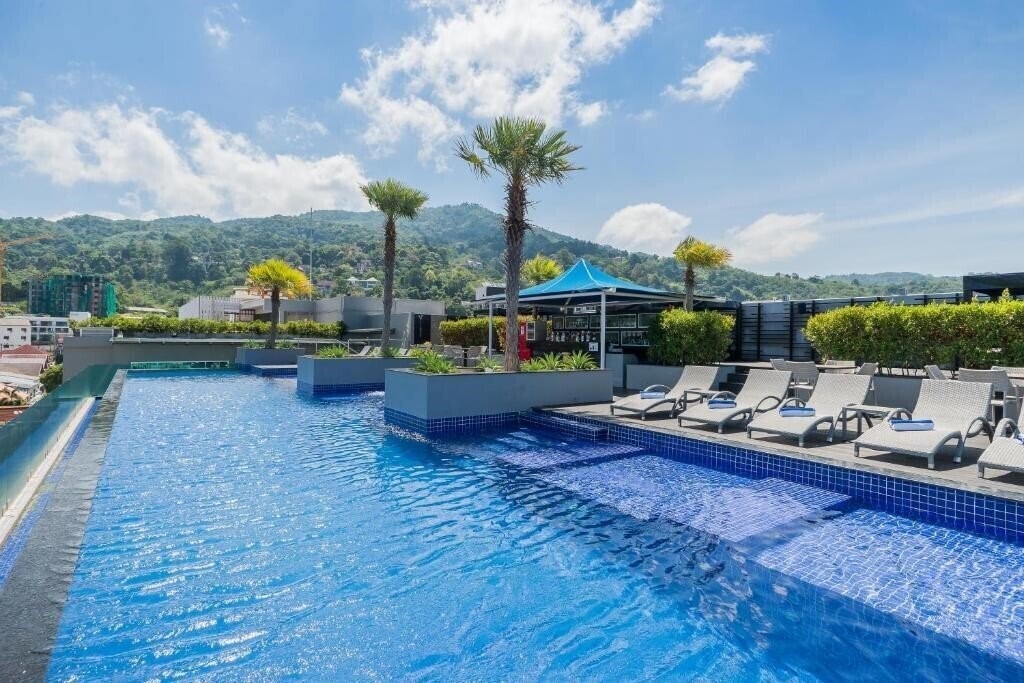 Изображение Best Western Phuket Patong Beach 4*