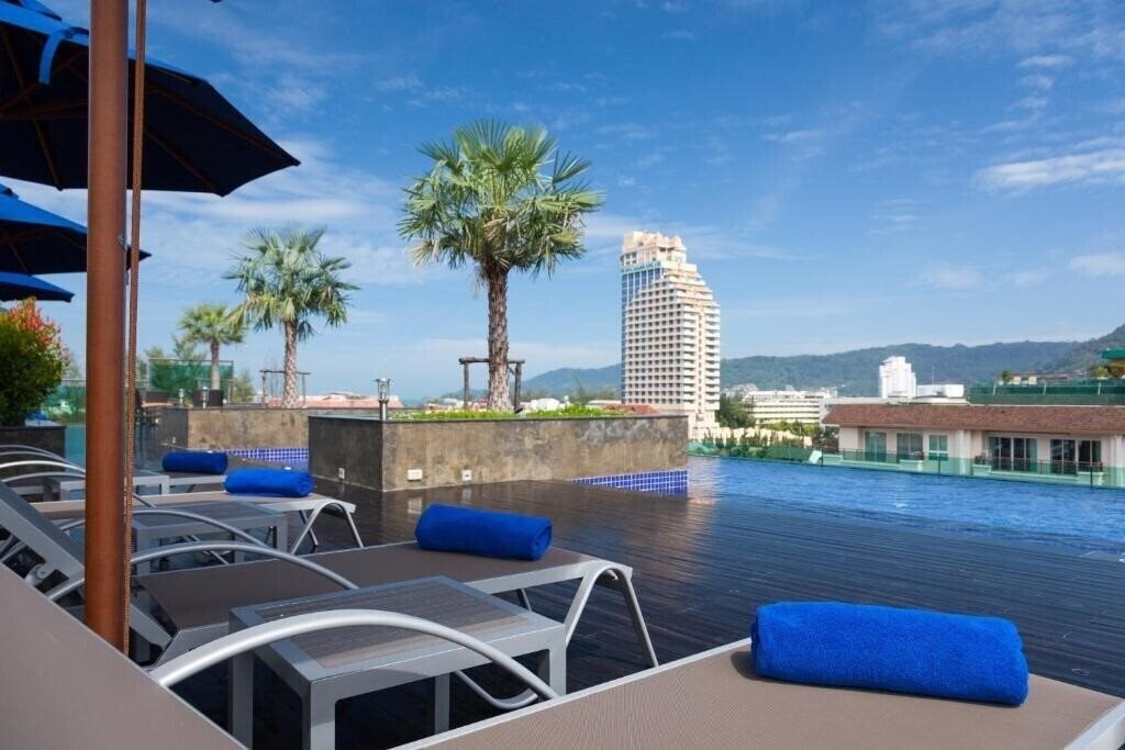 Вид Best Western Phuket Patong Beach 4*