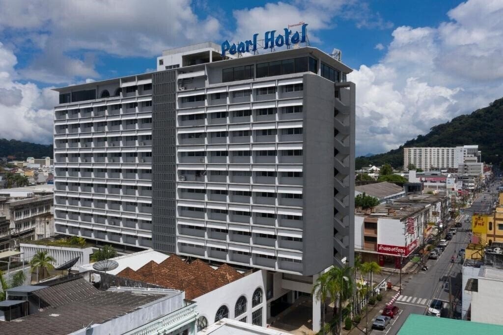 Отель Pearl Hotel Phuket 3*