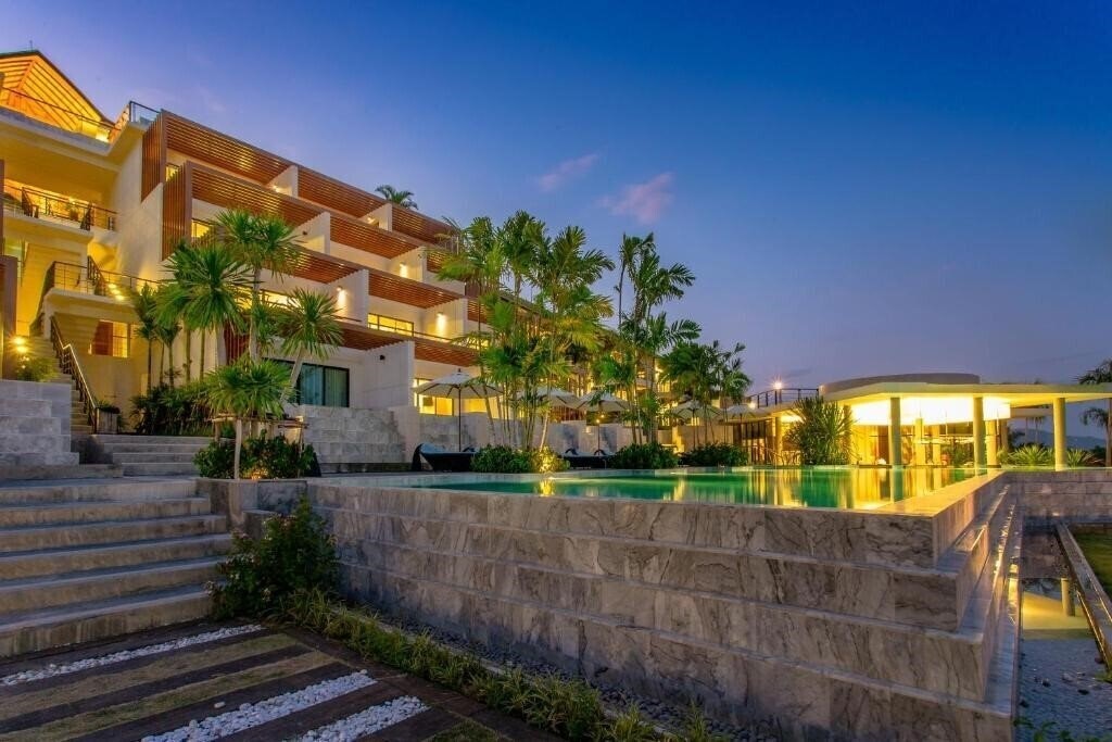 Отель Chalong Chalet Resort & Longstay 3*